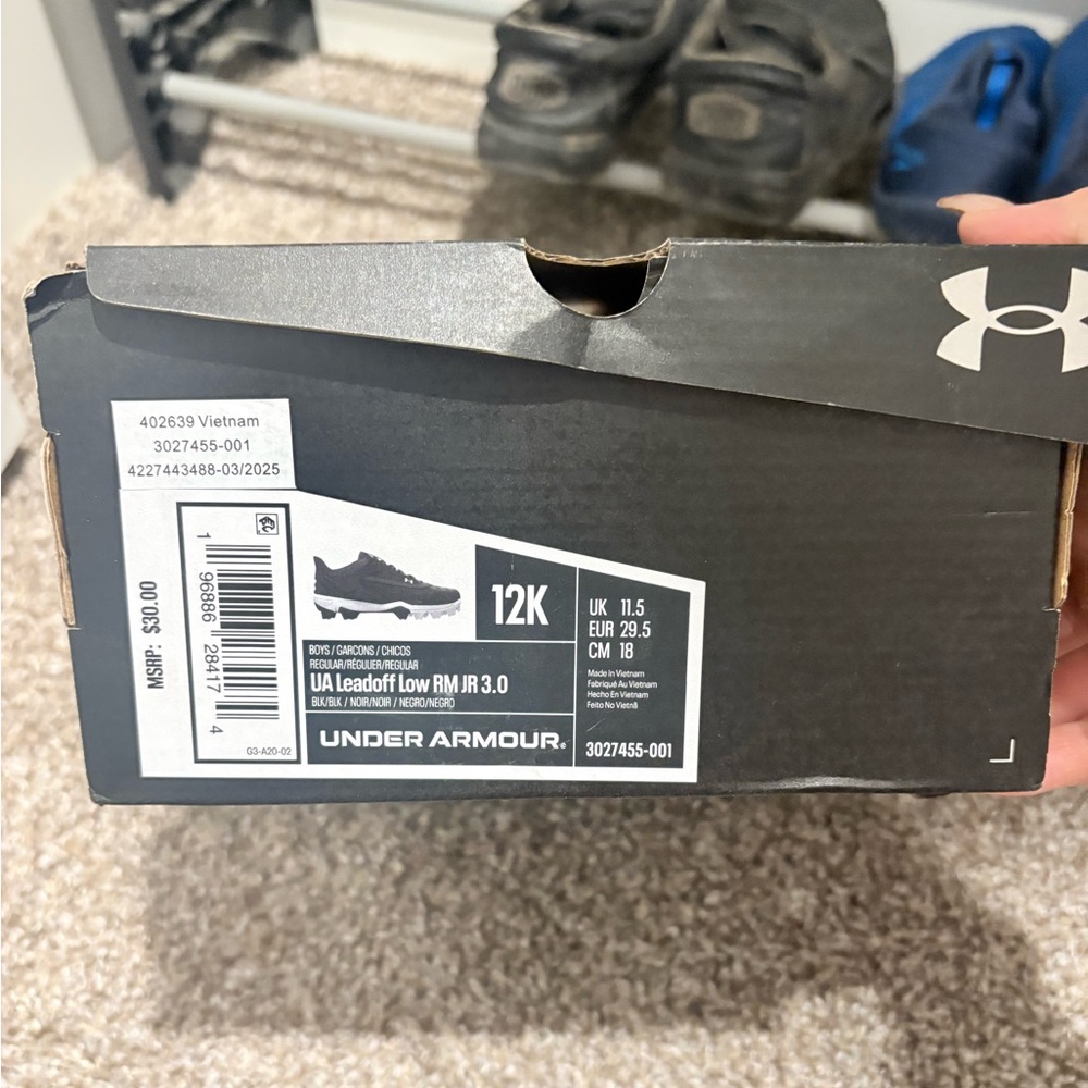 Under armor football cleats